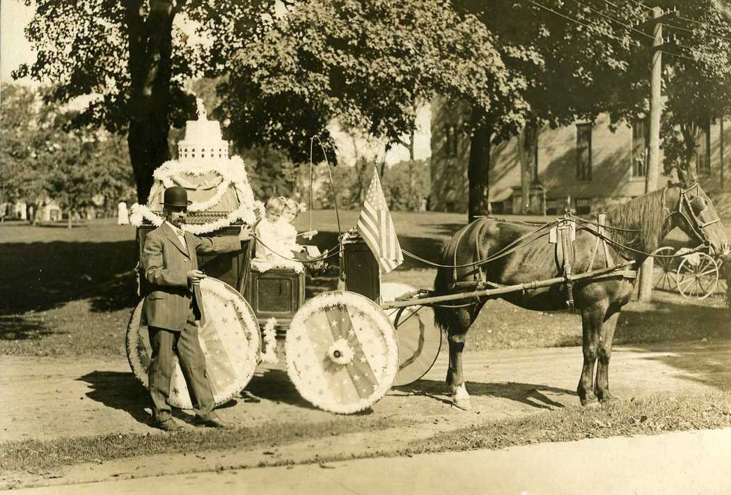 1909-Carnival-Frederick-S-Prann-&-children.jpg
