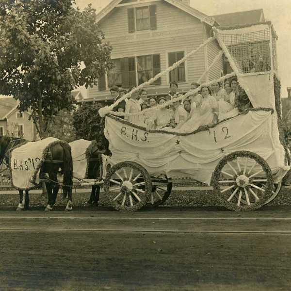 1910 Carnival: Branford High School Juniors, Class of 1912